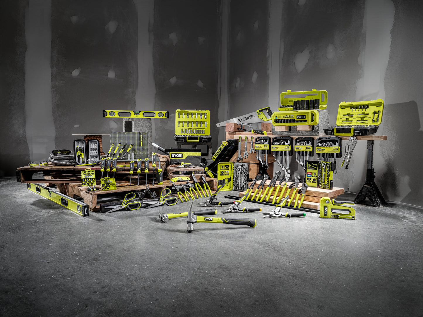 15' Compact Laser Level Image 6
