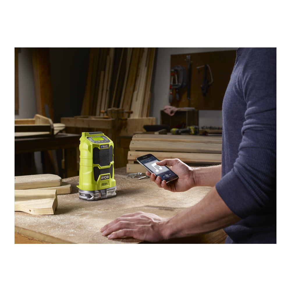 18V ONE+ Compact Radio with Bluetooth Wireless Technology Image 5