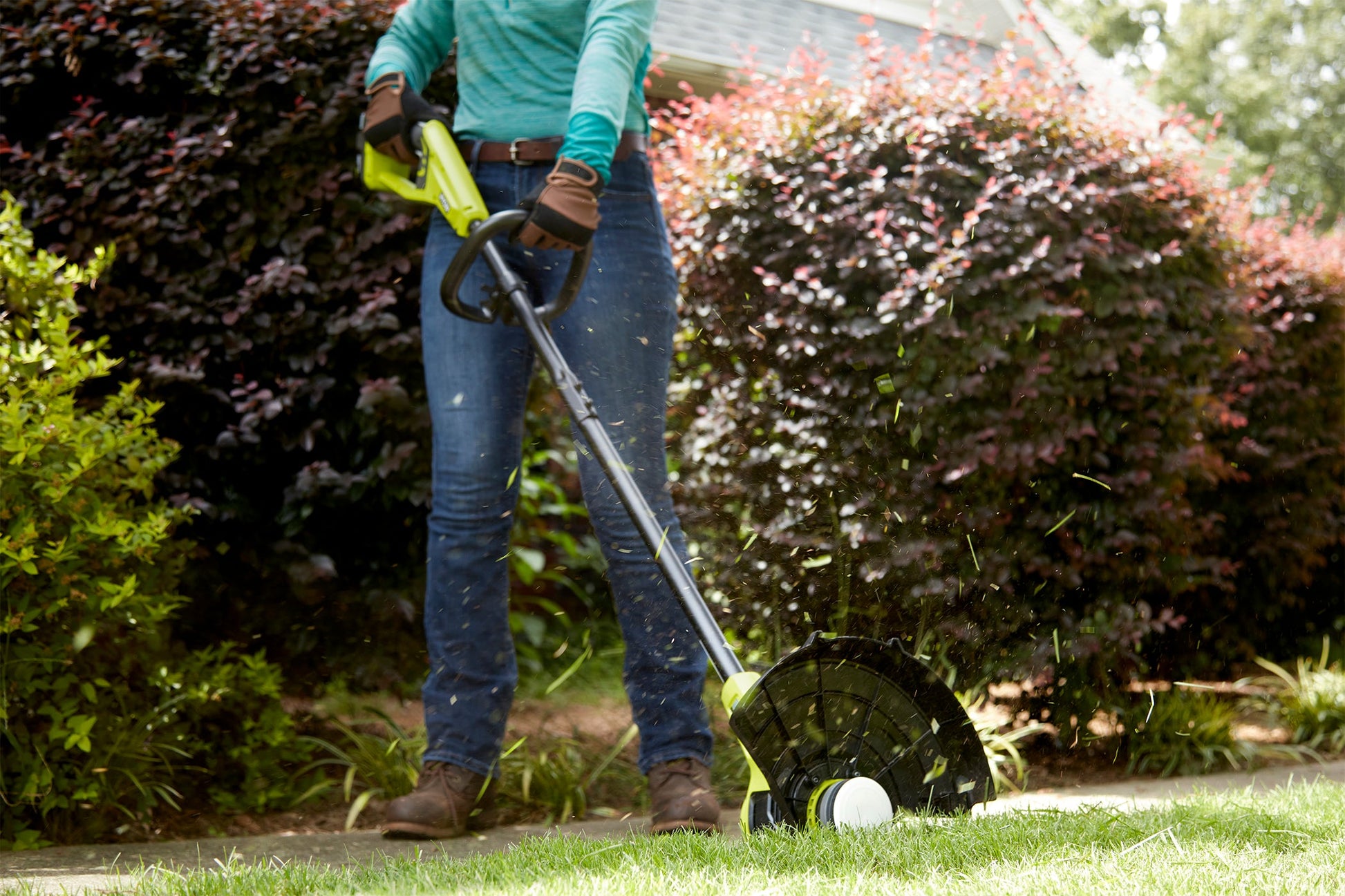 18V ONE+ 13" String Trimmer/Edger Kit Image 5
