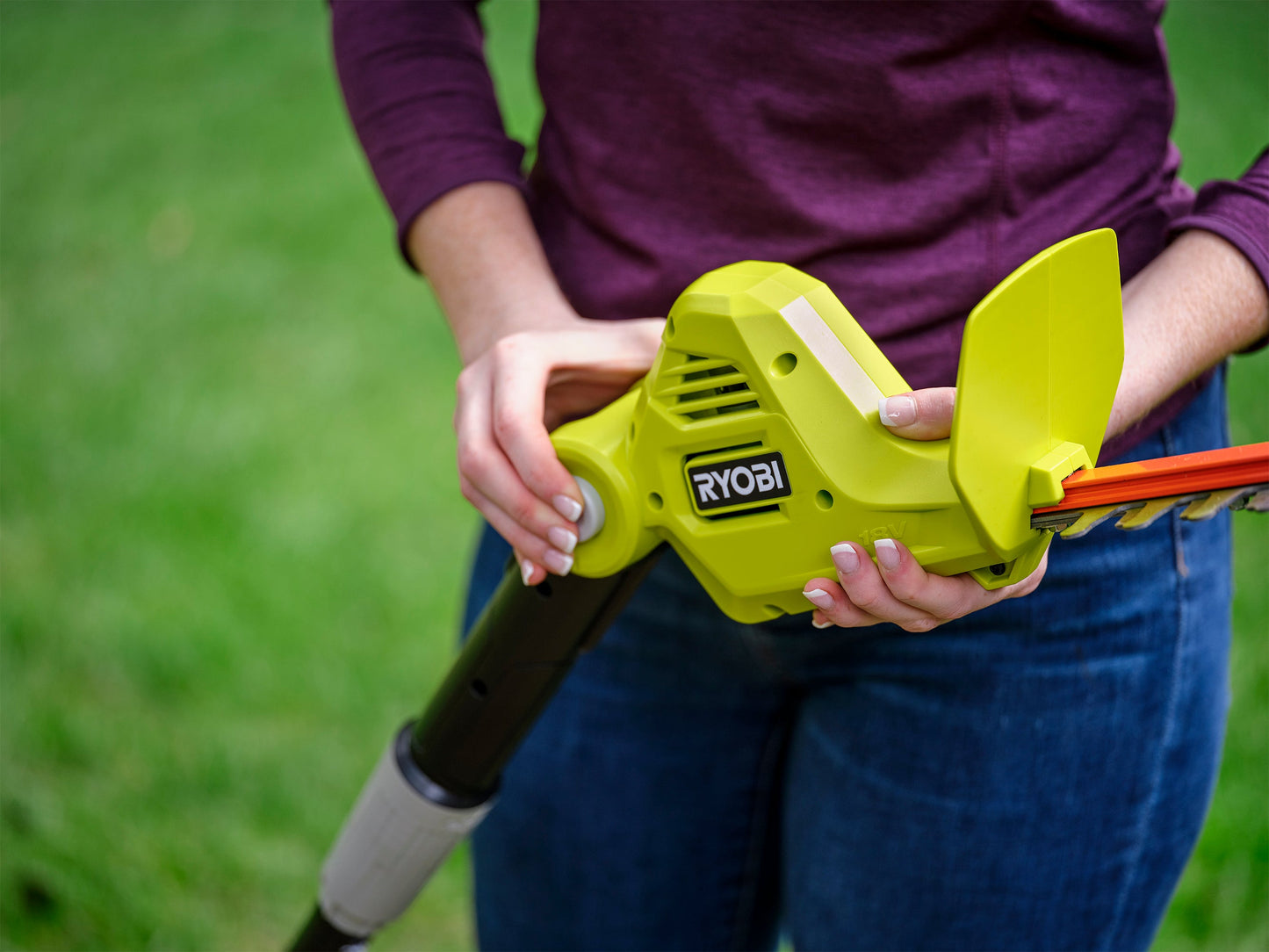 18V ONE+ 18" POLE HEDGE TRIMMER - TOOL ONLY Image 6