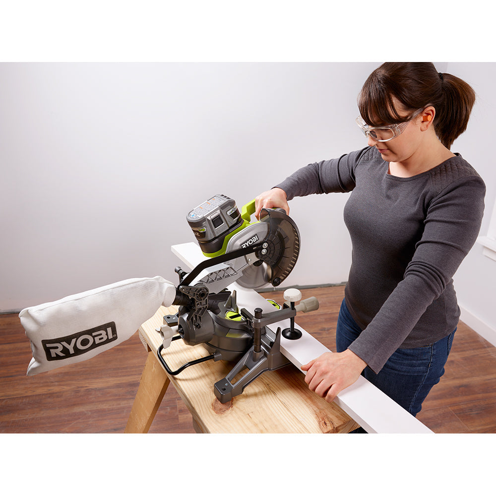 18V ONE+ 12-Tool Combo Kit Image 29