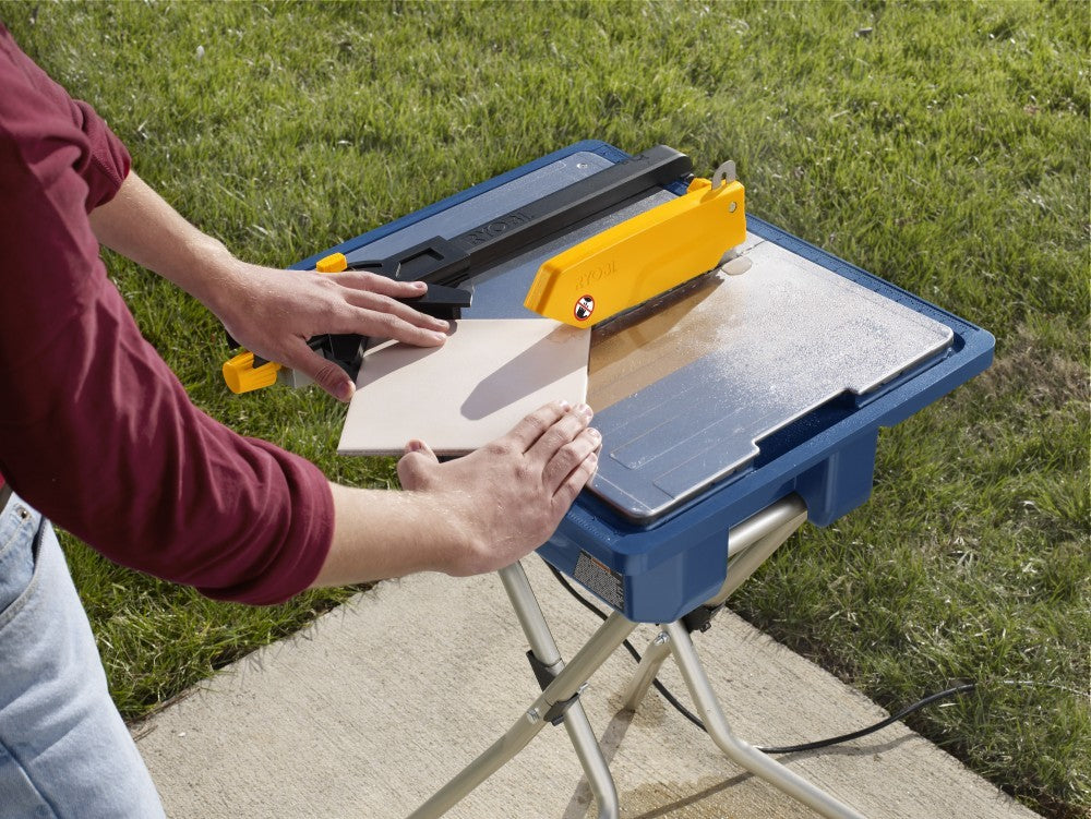 7" Tile Saw Image 3