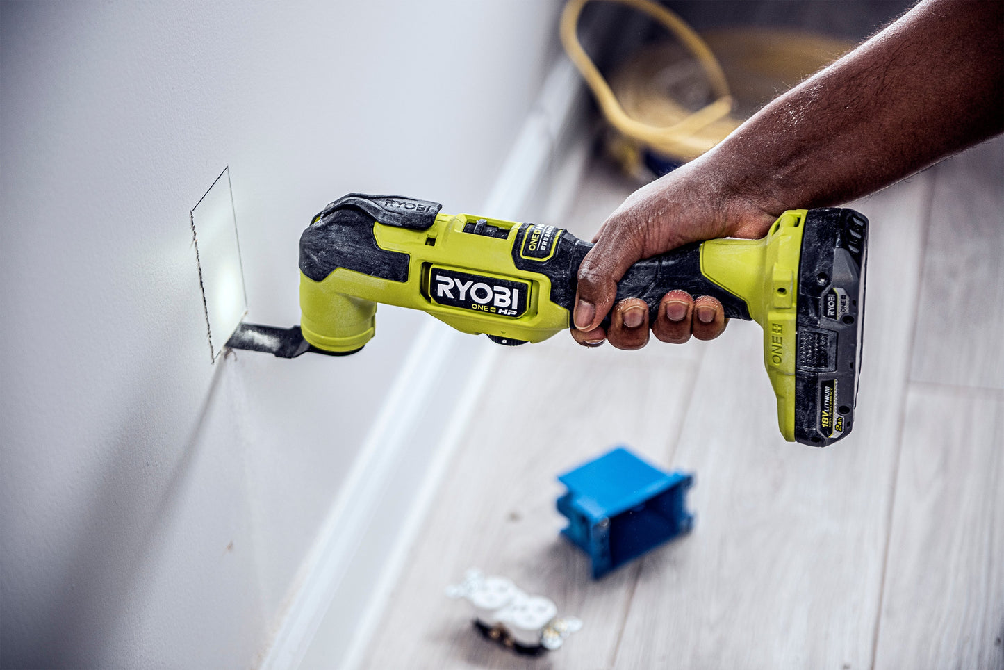 18V ONE+ HP Brushless Multi-Tool Image 2