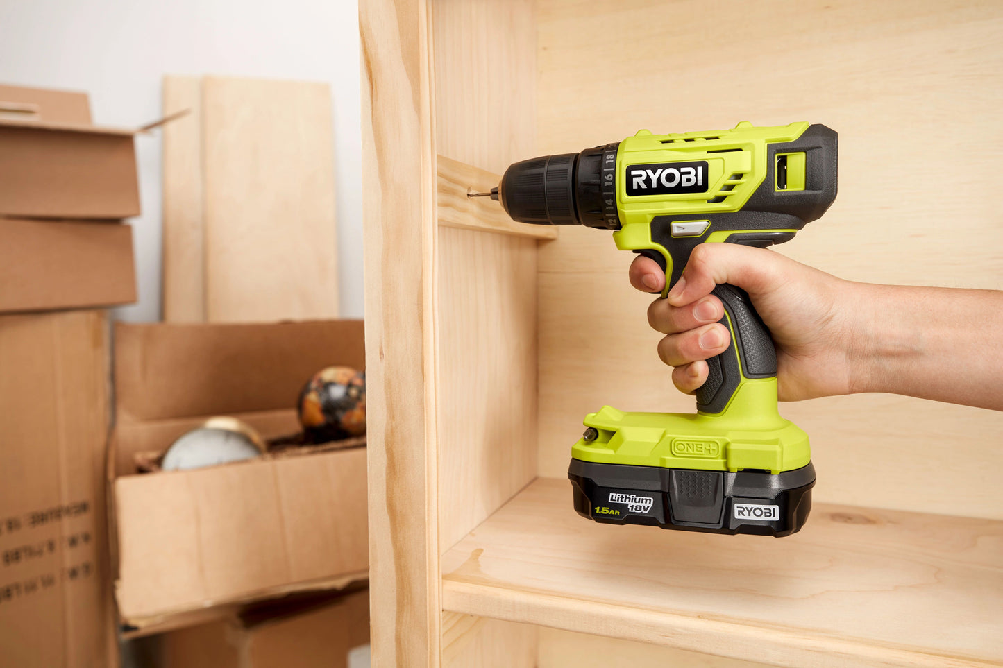 18V ONE+ 3/8" Drill/Driver Kit Image 3