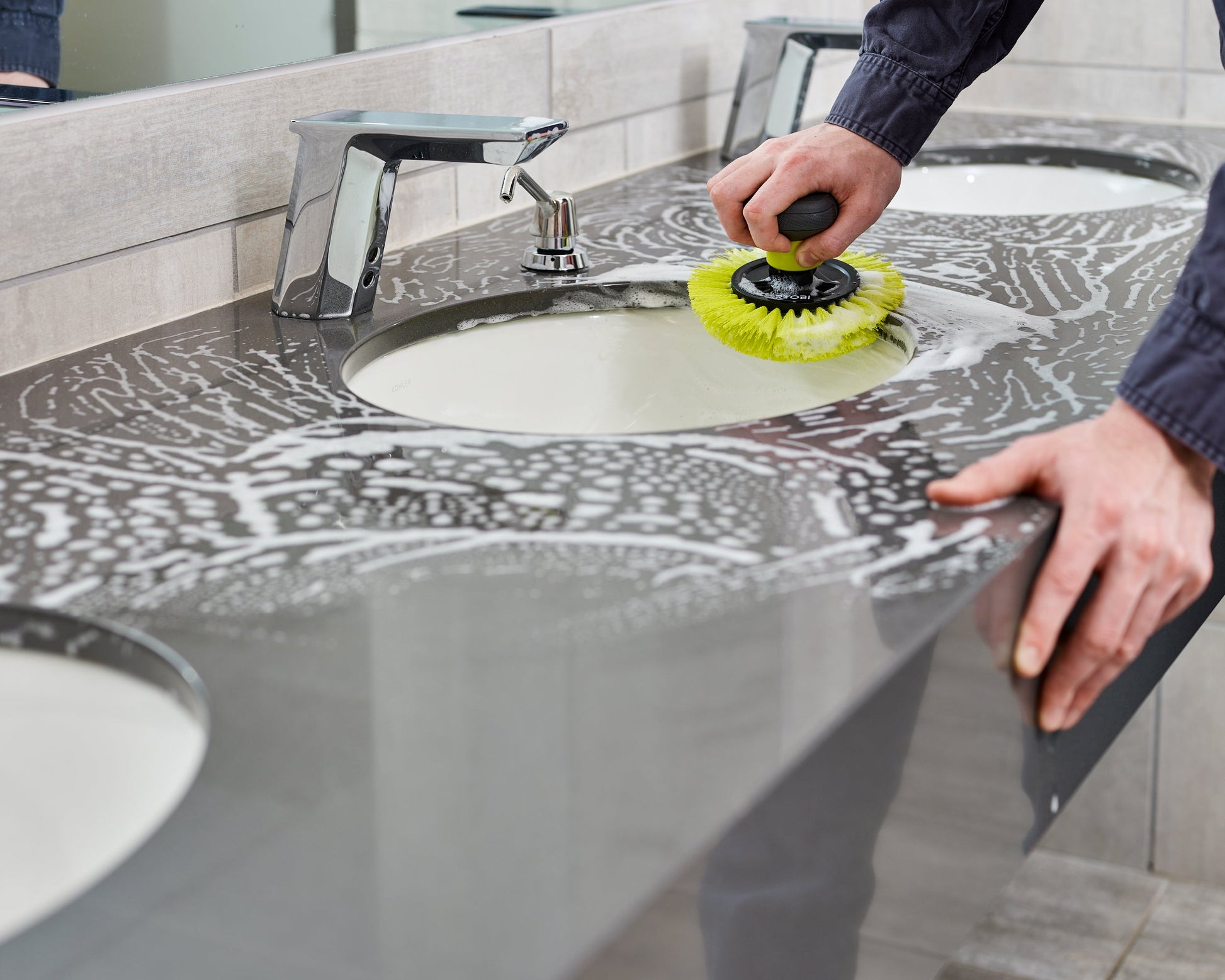 RYOBI PALM SCRUBBER Image 8