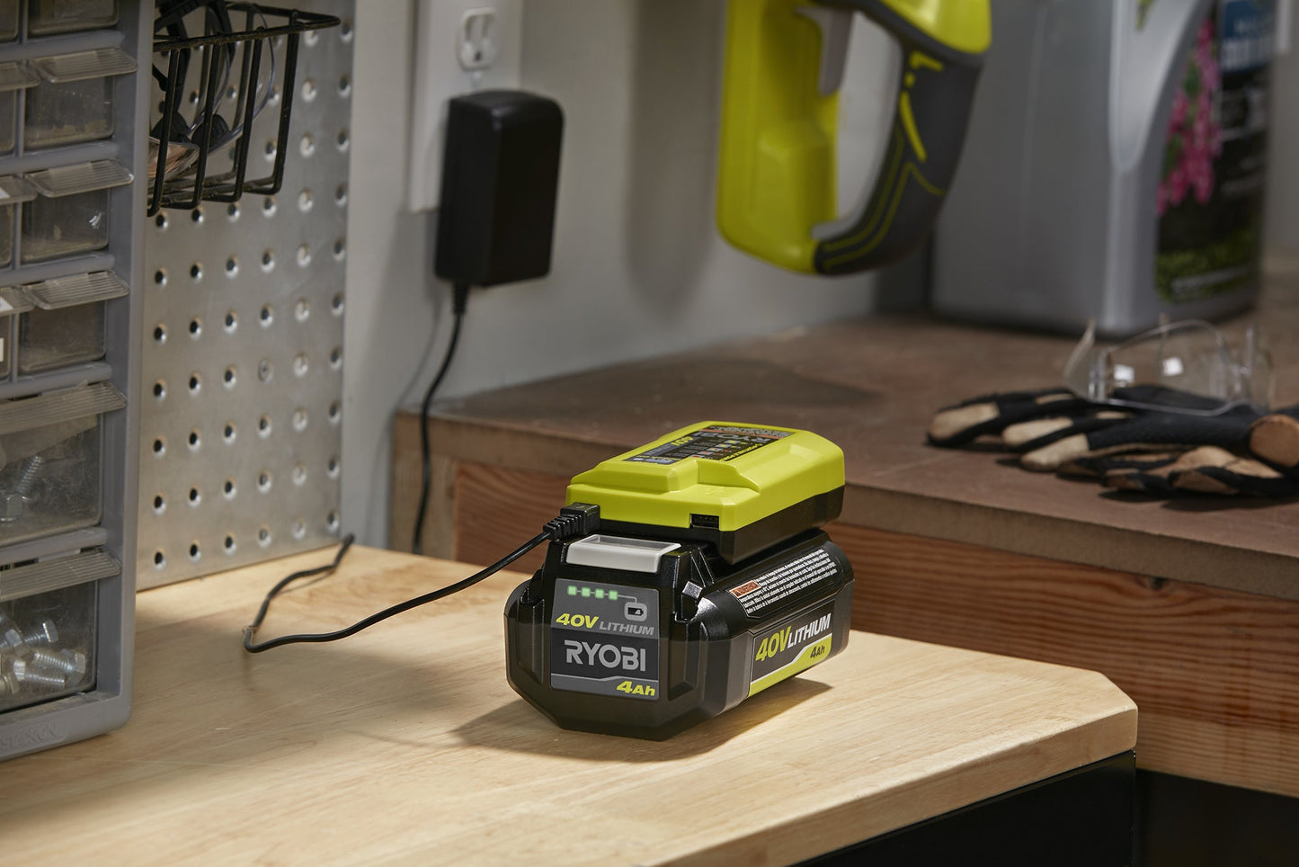40V CHARGER WITH USB PORT Image 3