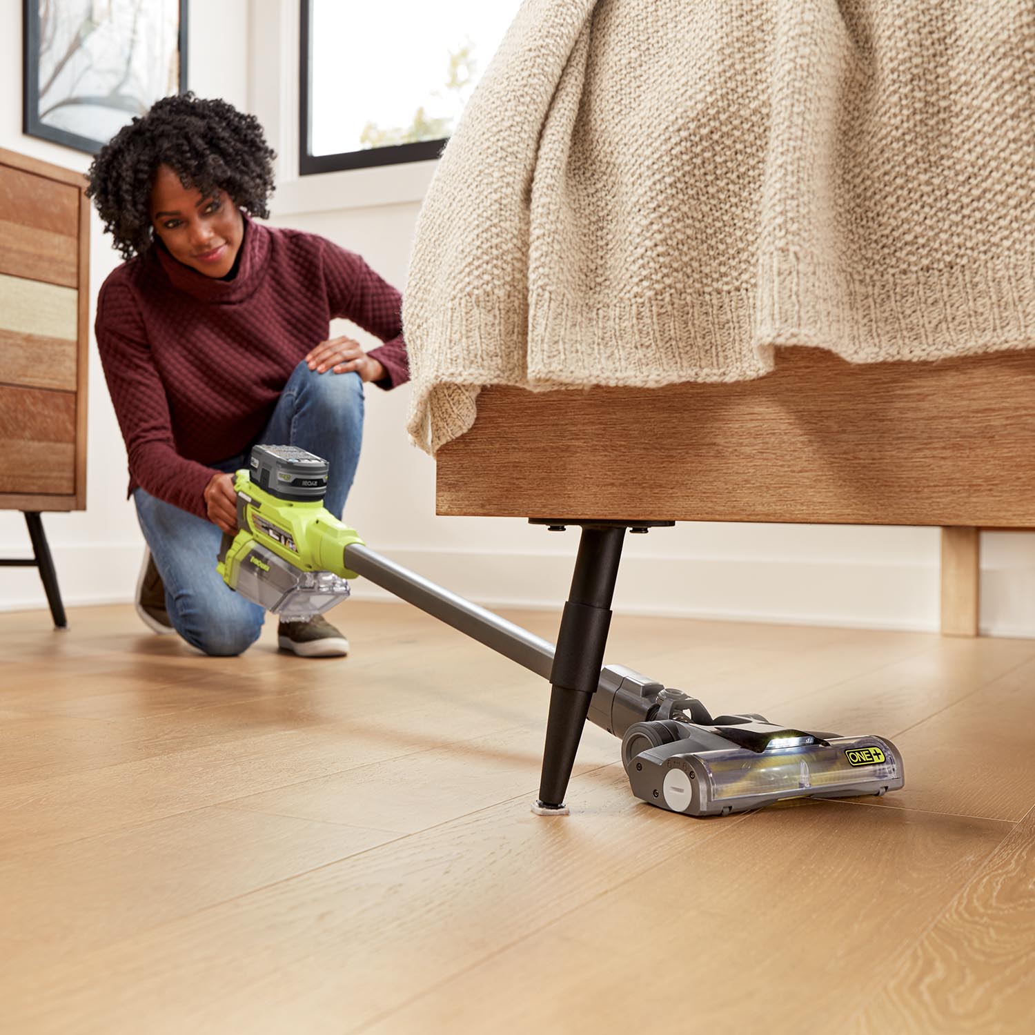 18V ONE+ Compact Stick Vacuum - Tool Only Image 7