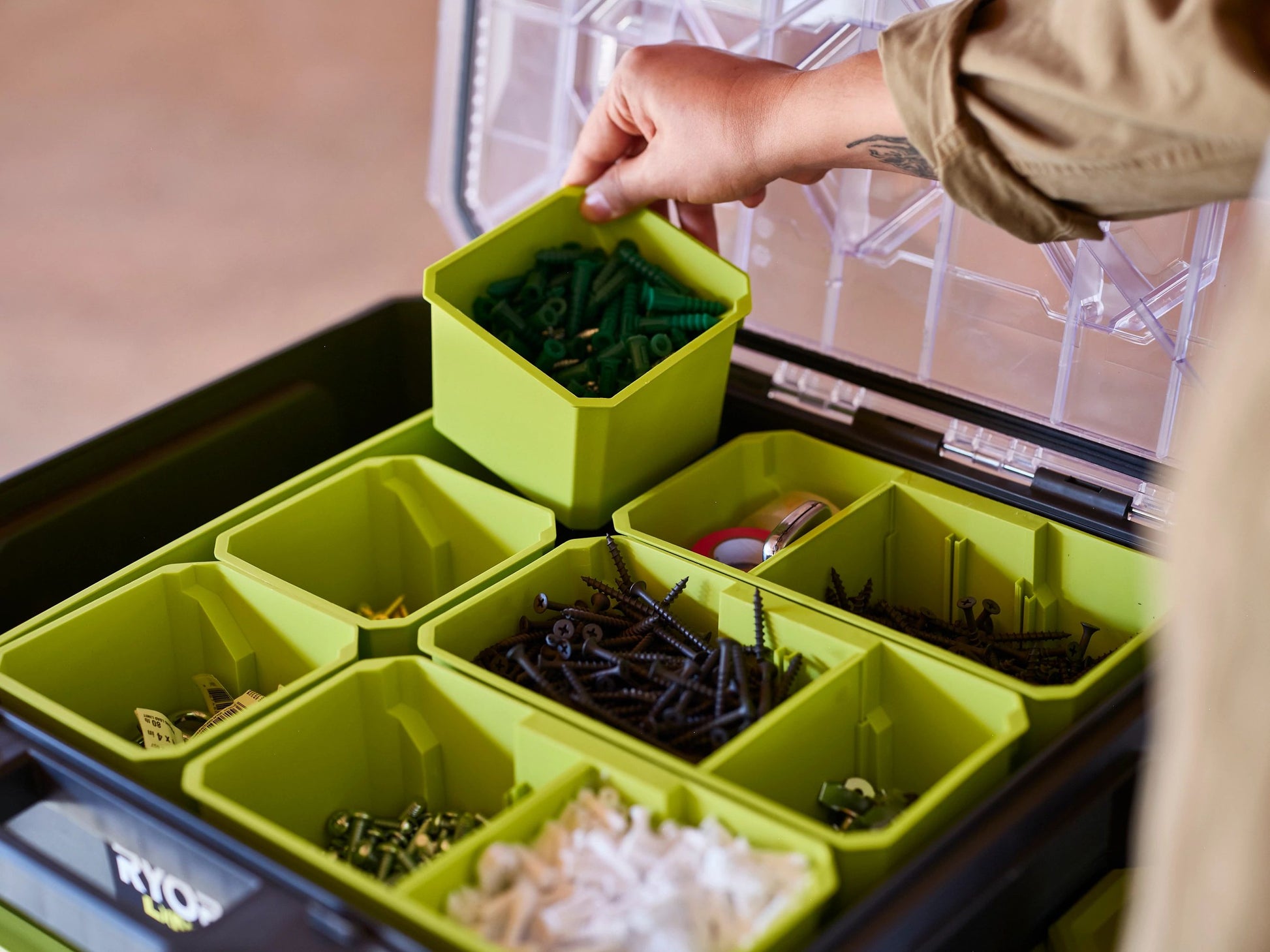 LINK 2-DRAWER TOOL BOX  Image 11