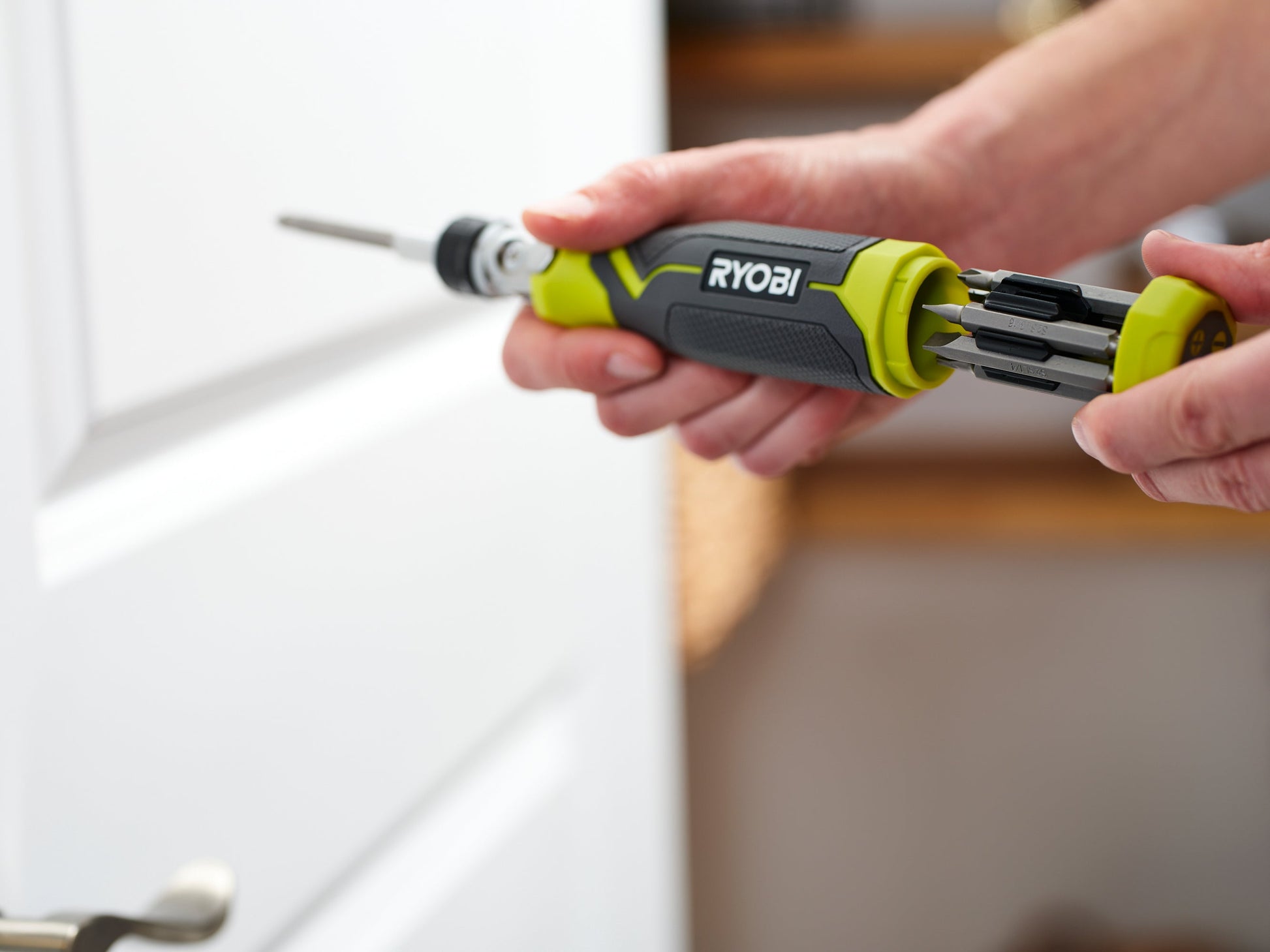 8 PC. 2-1/2" EXTENDED BITS RYOBI Tools