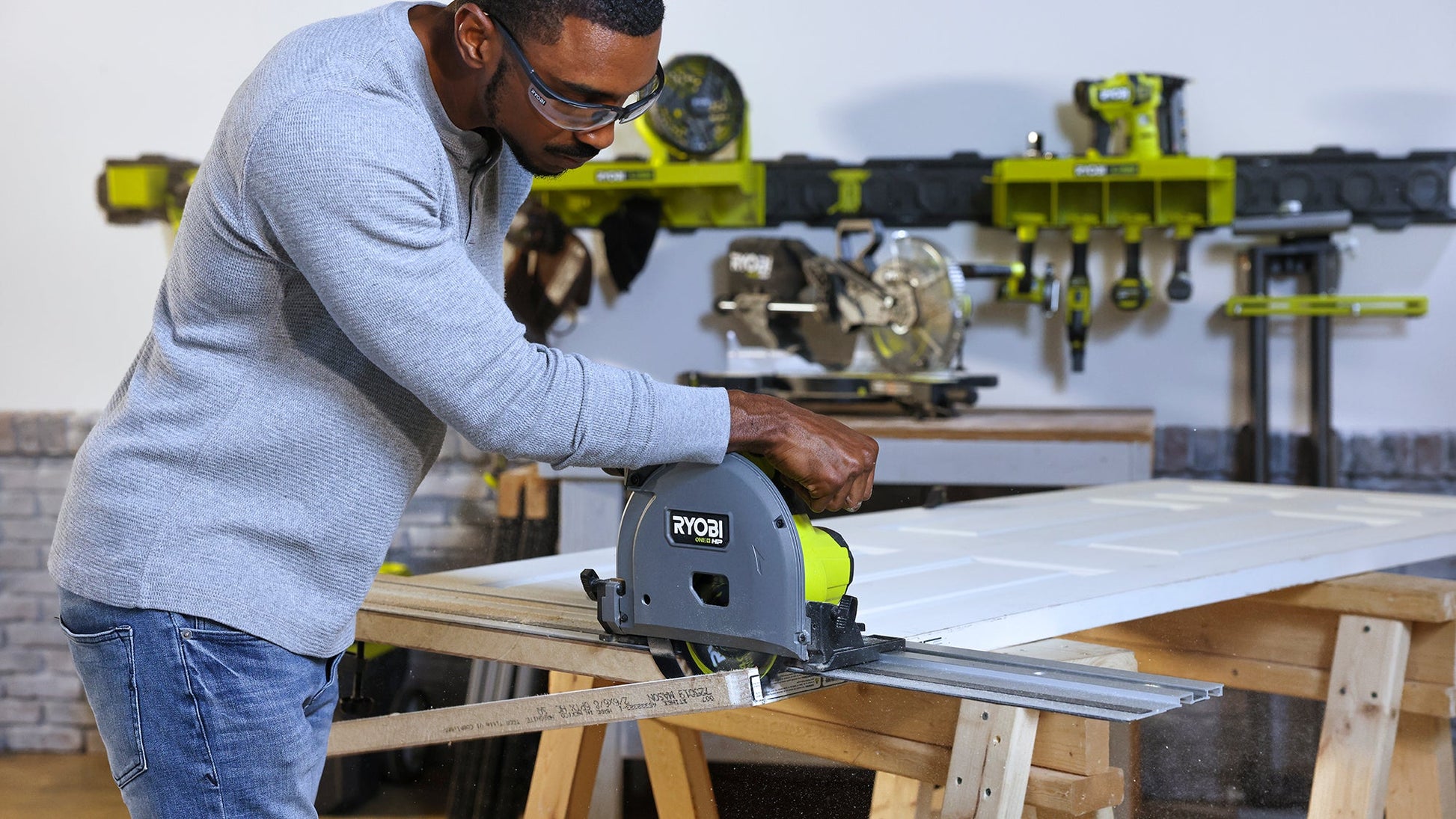 18V ONE+ HP BRUSHLESS 6-1/2" TRACK SAW Image 6