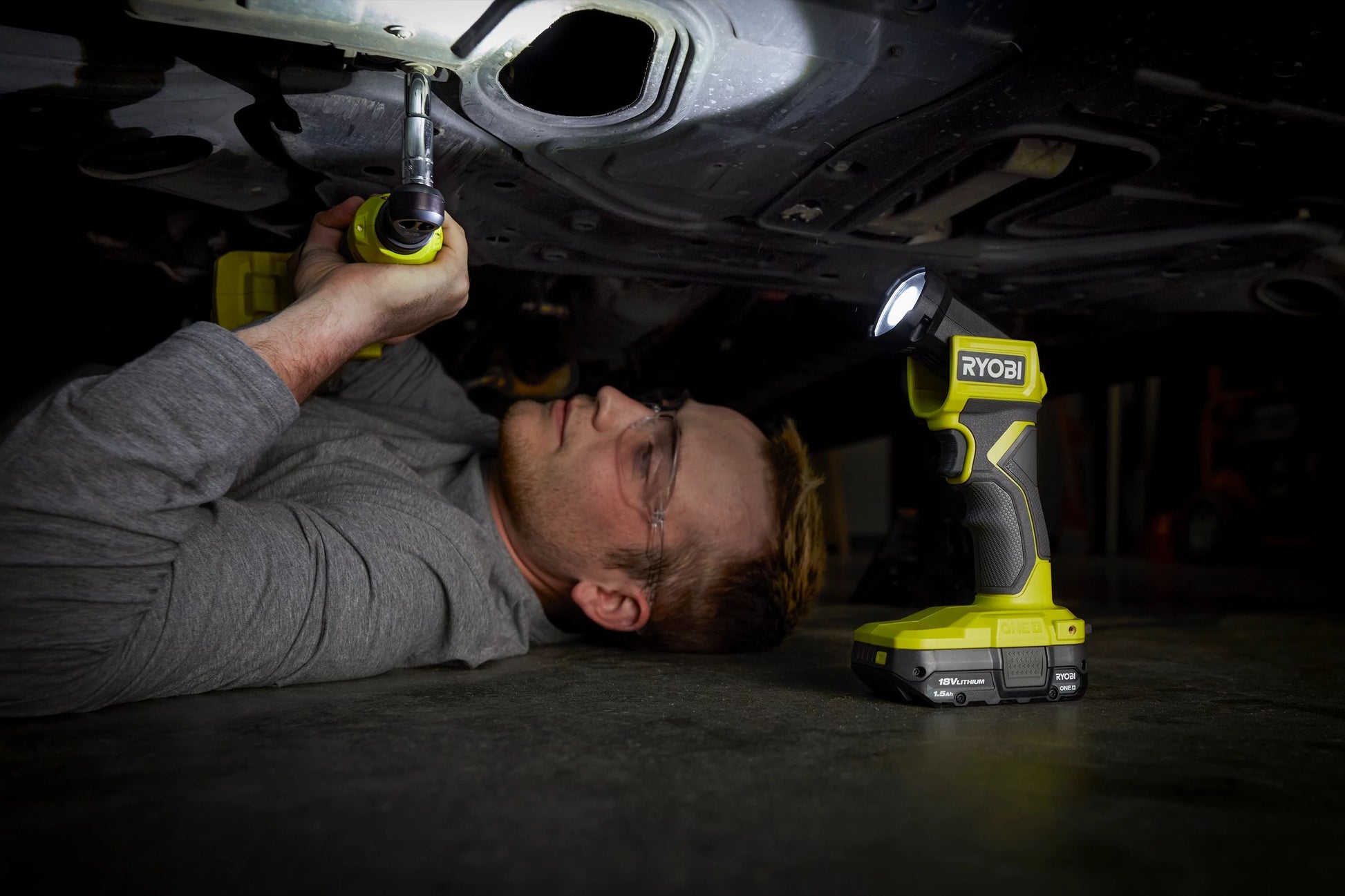 18V Brushless 8-Tool Combo Kit Image 30