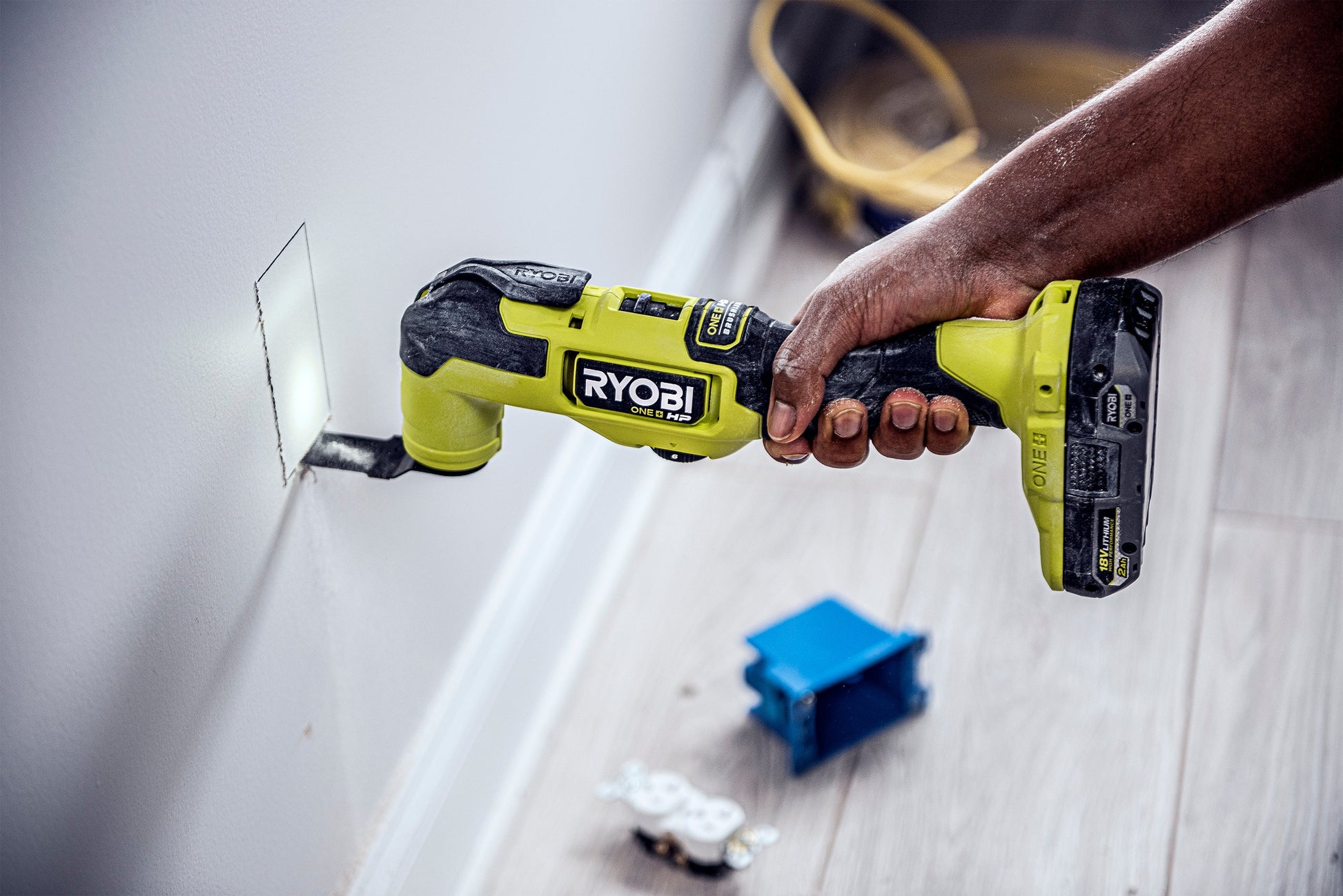 18V ONE+ HP Multi-Tool Everyday Kit Image 3