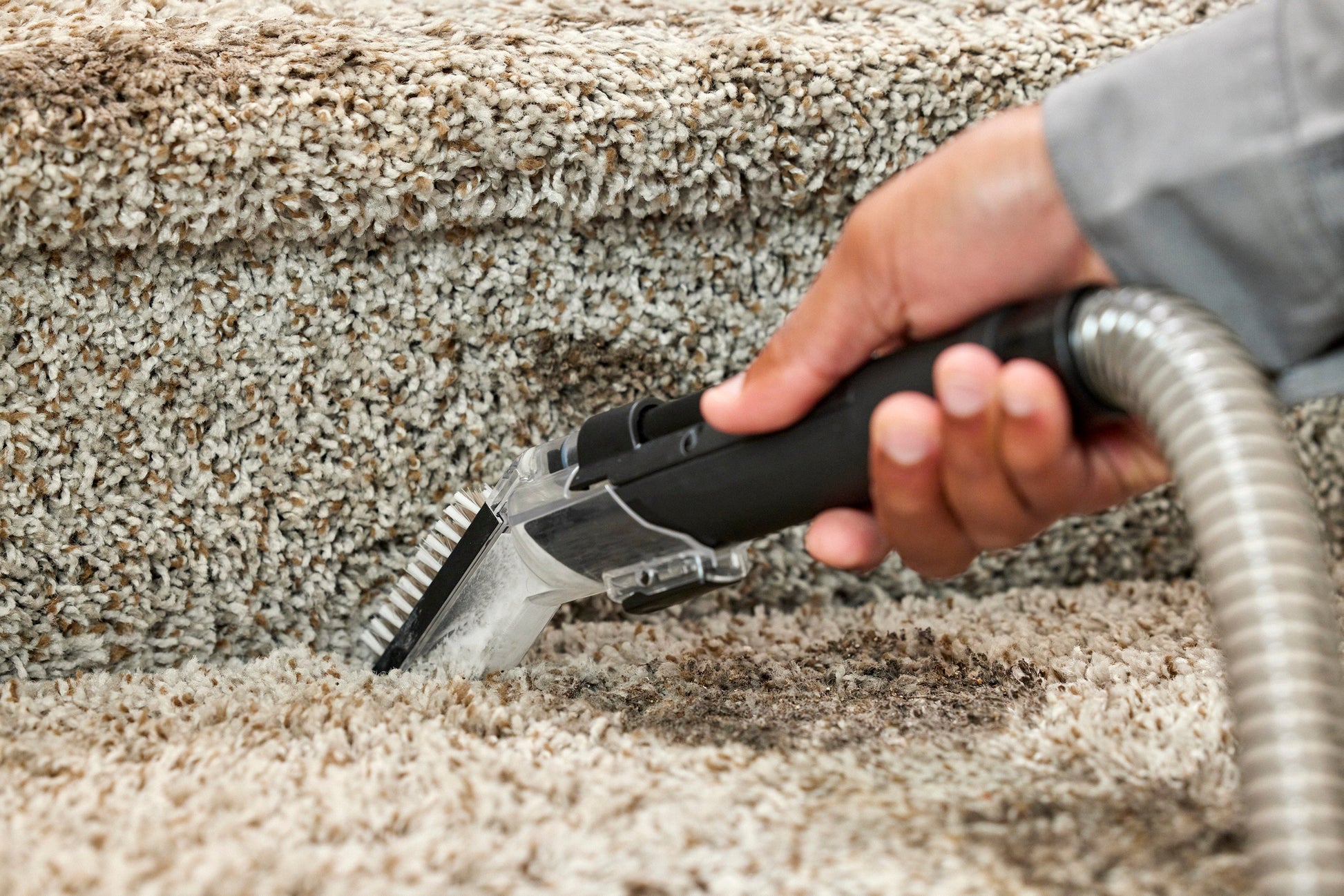SWIFTCLEAN™ MID-SIZE SPOT CLEANER CREVICE TOOL Image 3